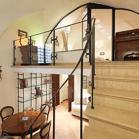 Beatrix In Trastevere Apartment *