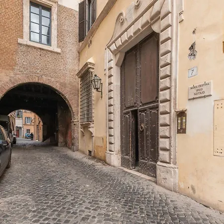 Beatrix In Trastevere By Nosdom *